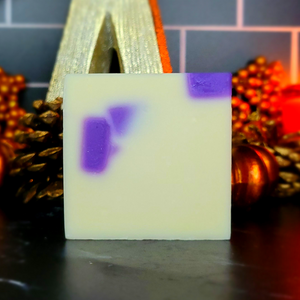 
            
                Load image into Gallery viewer, Raspberry Vanilla Handmade Shea Butter Soap - amaninco
            
        